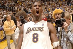 字母哥续约雄鹿，NBA格局新变数，雄鹿队未来可期