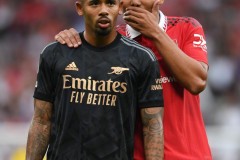 利物浦战胜水晶宫，连胜背后战术革新与球员斗志分析