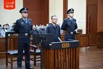 巴塞罗那10月迎战皇马，阵容受困伤病，弗里克战术挑战解析